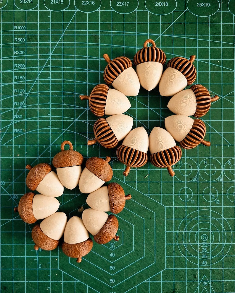 Acorn Wreath Ornament STL | Fall Decor 3D Print File | Set of 2 | Autumn Hanging Ornament | Woodland Thanksgiving Decor | Commercial License