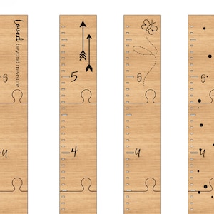 Wachstums-Chart Kunst | Hängende Messlatte für die Größe eines Babys, Kleinkind, Enkelkind | Glowforge SVG-Dateien bündeln | Hello World Datei