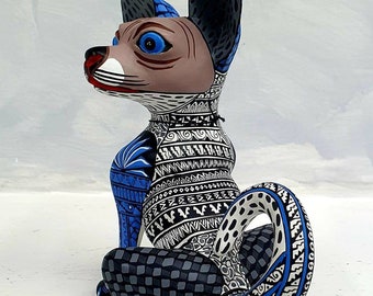 チワワ犬アレブリヘ、オアハカ州木彫りアレブリヘ - Etsy 日本