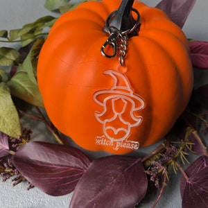Bruja por favor llavero / llavero de acrílico / Llavero de Halloween / Regalo de Halloween