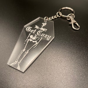 Skeleton coffin Halloween keychain, acrylic keychain, acrylic coffin keychain, skeleton keychain, spooky keychain, Halloween gift