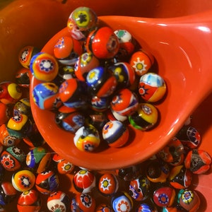 Q1, 8mm, red, Orange and yellow old  1940s stock, Ercole Moretti Millefiori glass beads, vintage Millefiori, Venetian MILLEFIORI,