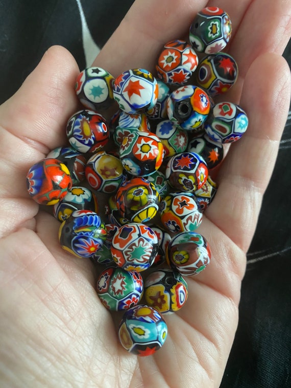 Vintage Murano millefiori glass beads. 1950s. 13 x 8 mm ovals