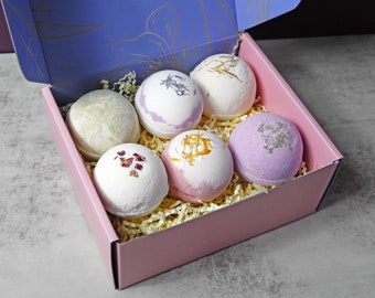 Blossom Bath Bomb Gift Box| Spa Gift for her| Essential Oil Scented| Birthday Box