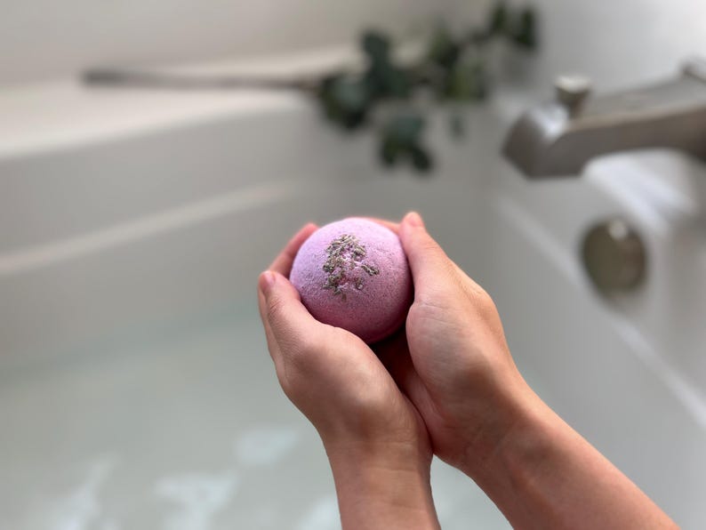 Vegan Bath Bombs | Essential Oil Scents | Spa Gift Set for Her | Bath Bomb Gift imagem 6