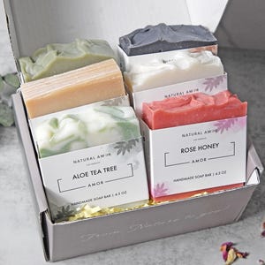 Natural Handmade Soap Gift Box | Personalized Gift| Organic Soap Bar| Self Care Birthday Gift| Bridesmaid Gift| Gifts for Her