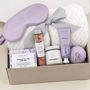 Relaxation Spa Bath Gift Box| Lavender Self Care Gift for Women| Gift for Mom| Birthday Gift Box| Pampering Gift