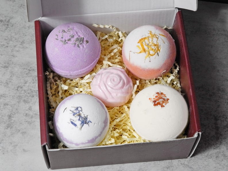 Vegan Bath Bombs | Essential Oil Scents | Spa Gift Set for Her | Bath Bomb Gift Bath Bomb Set 5pk