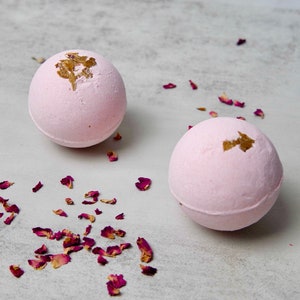 Rose Geranium Bath Bomb 3oz | Wholesale Bath Bombs| Bridal Gift| Gift for her| Self Care| Birthday gift| Small Gift