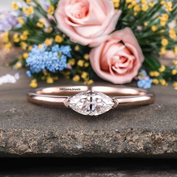 Alliance incurvée en moissanite taille marquise Bague de mariage