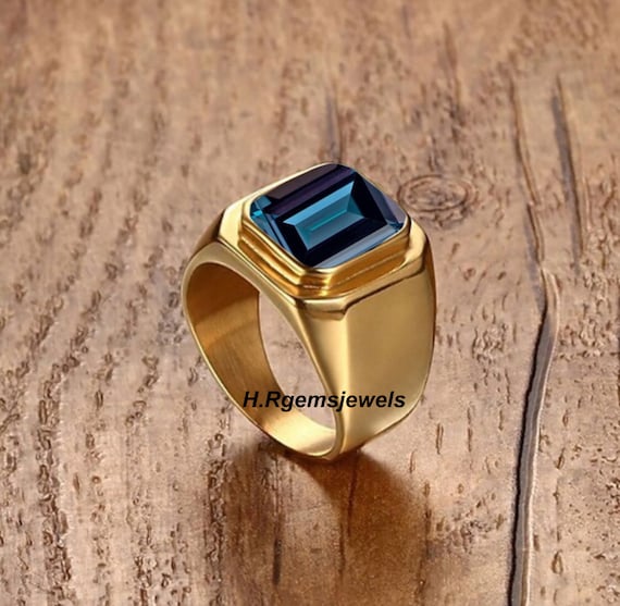 Amazon.com: AIMAOMI Titanium Steel Statement Ring Double Beveled Edge  Promise Ring Stylish Minimalist Design Anniversary Ring for Men (Gold, 12)  : Clothing, Shoes & Jewelry