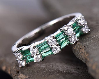Lab Created Emerald Ring,925 Sterling Silver Ring,Wedding Ring,Engagement Ring,May Birthstone Ring,Bridal Ring,Promise Ring,Stackable Ring