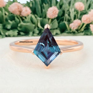 Bague alexandrite cerf-volant : pierre aux couleurs changeantes, argent sterling