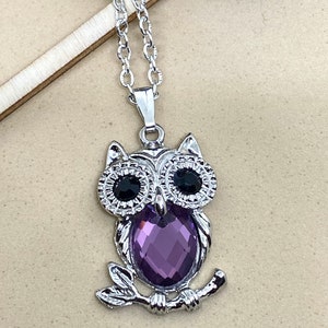 Pretty owl pendant with purple faceted rhinestone and black eyes necklace on a silver plated chain jewellery party gift cute steampunk