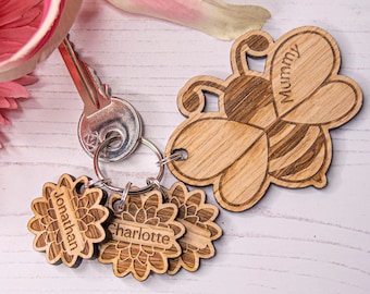 Personalised Wooden Bee Keyring for Mum, Christmas Gift for Mum, Bee Keychain and Charms, Custom Stocking Filler Gift for Mom