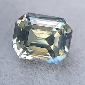 1.13 carat green sapphire for engagement ring - Loose gemstone for ring making - Lime green sapphire
