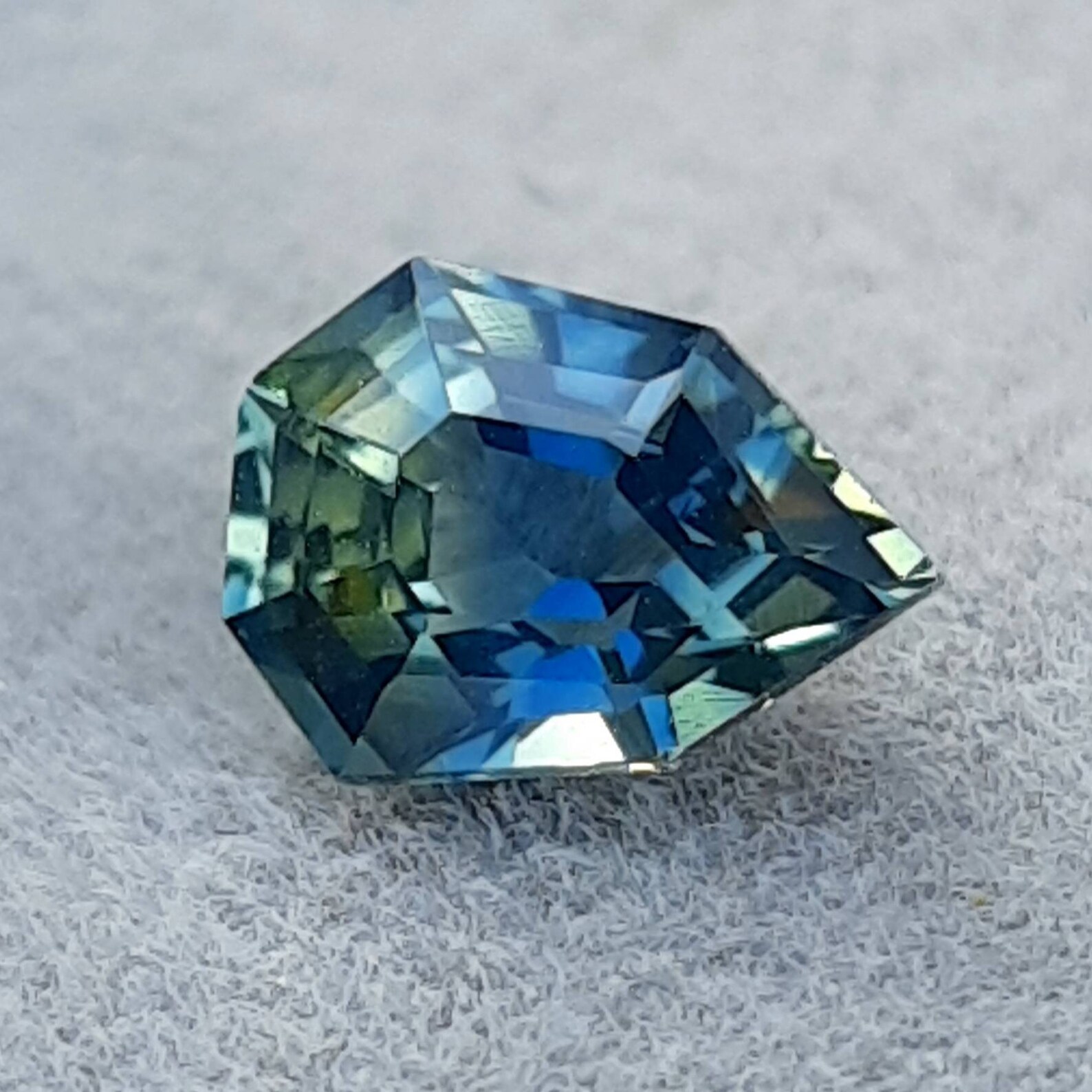 1.15 carat parti sapphire for engagement ring Loose gemstone Etsy 1.15 carat parti sapphire for engagement ring Loose gemstone Etsy