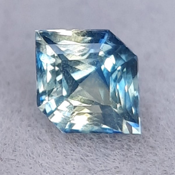 0.76 carat Mermaid sapphire - Blue green sapphire - Shield sapphire - Loose sapphire - Shield shape sapphire - Bicolor sapphire