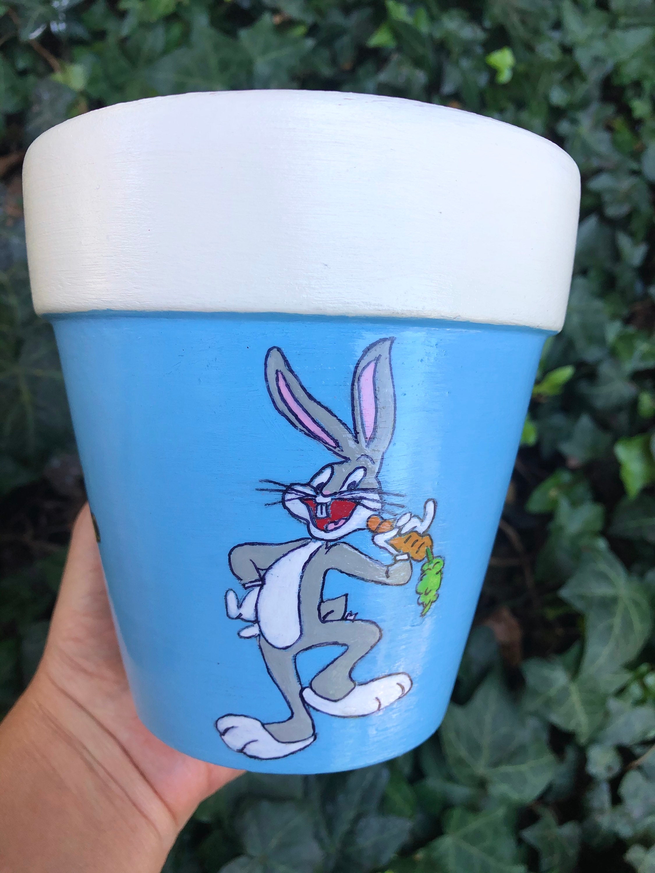 5 Hand Painted Flower Pot/bugs Bunny/looney - Etsy 5 Hand Painted Flower Pot/bugs Bunny/looney - Etsy