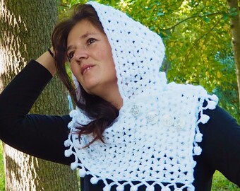 How to crochet Snow-White Hooded Scarf with PomPoms and Buttons / Shoulder Cozy / Headscarf / Scoodie. Very easy for beginners - instant PDF