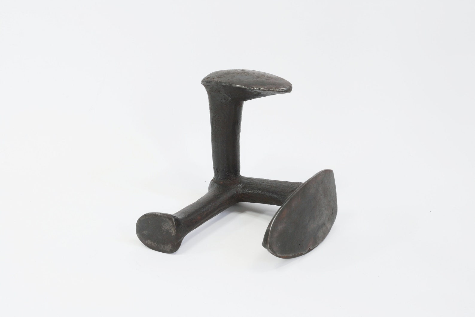 Vintage Shoemaker Tool From Cast Iron Decoration Antique Shoe Makers ...