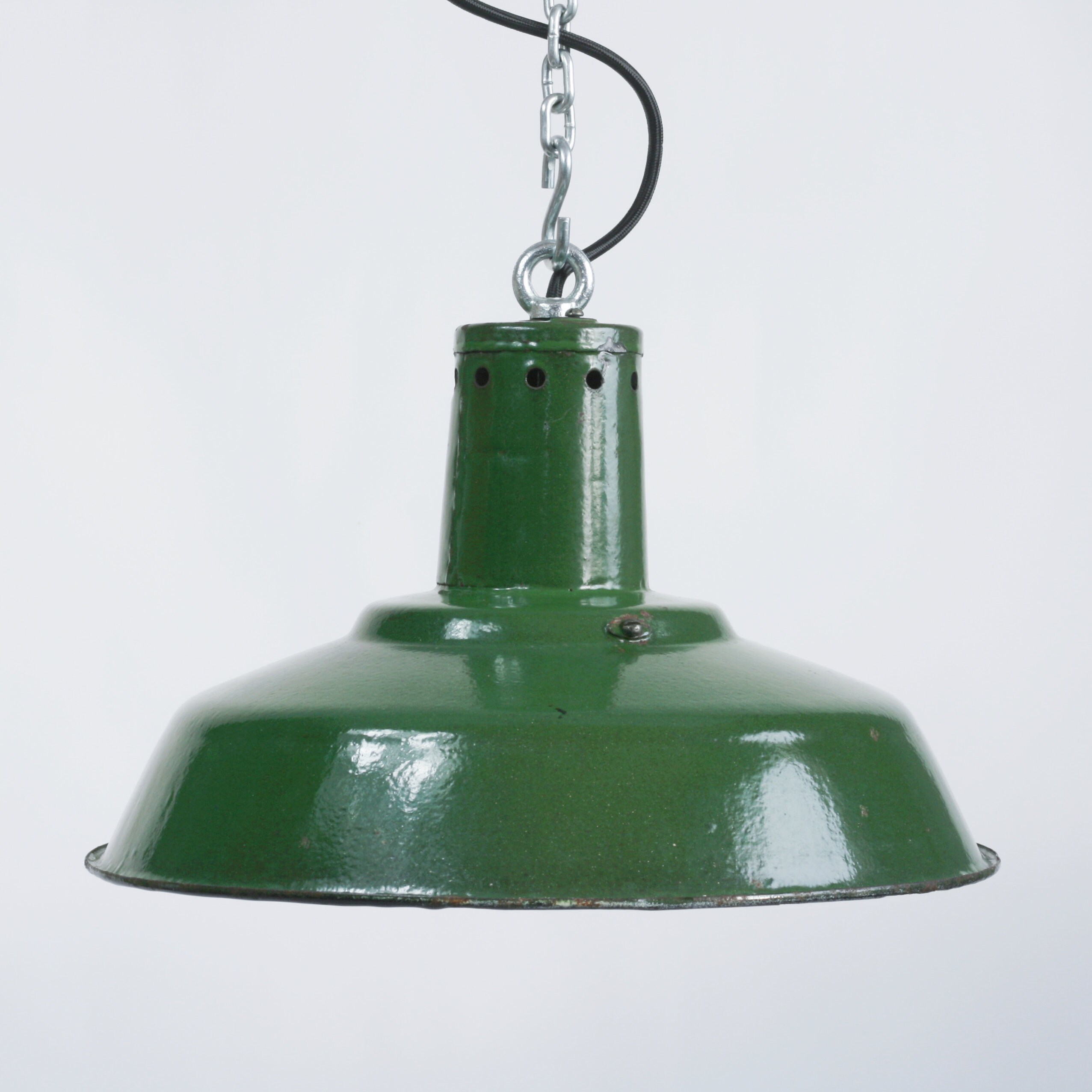 Paralume in smalto per lampada industriale sovietica verde antico / Illuminazione a sospensione verde industriale vintage / Lampada a sospensione industriale smaltata retrò