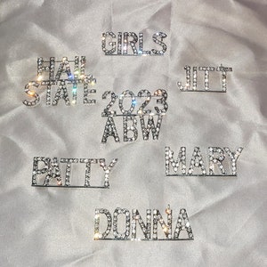 Épinglettes paroles personnalisées, épingles prénoms bling-bling avec strass, épingles lettres/chiffres personnalisées, bijoux et accessoires personnalisés image 7