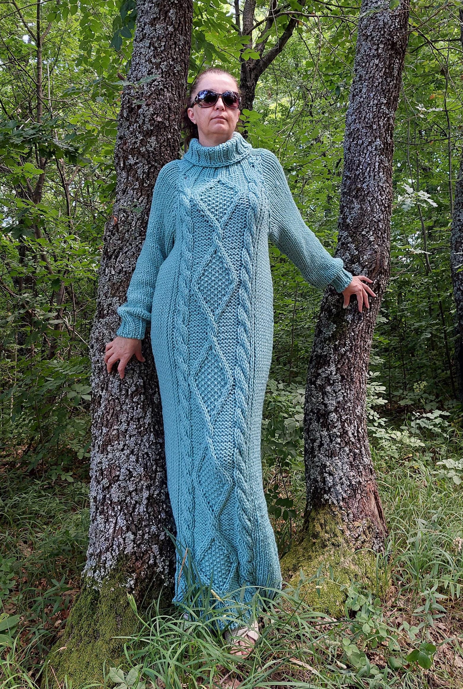 cable knit crew neck long sleeve maxi sweater dress Cable Knit Crew Neck Long Sleeve Maxi Sweater Dress
