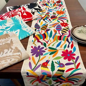 Otomí Hand-Embroidered Table Runner