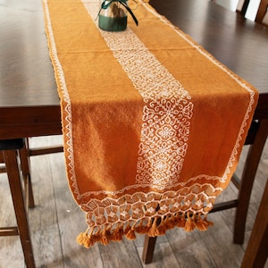 Tanamacoyan Natural Dyes Wool Table Runner