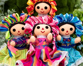 María Traditional Mexican Lelé Doll