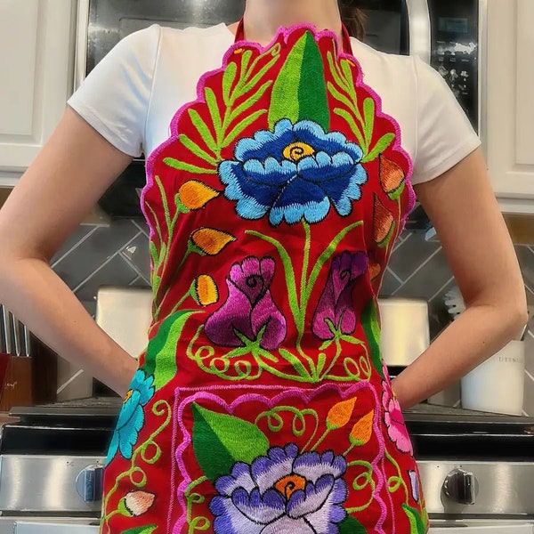 Embroidered Floral Apron