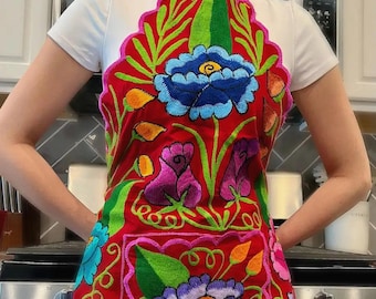 Embroidered Floral Apron