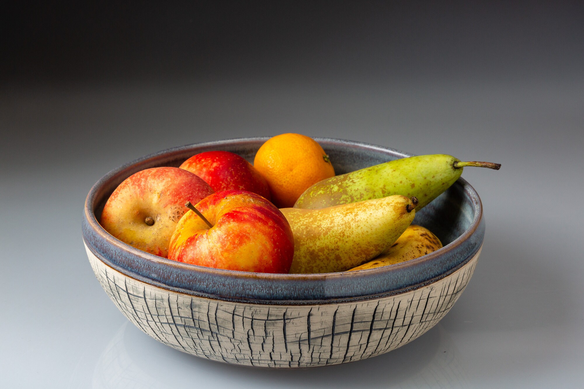 Fruit / Serving Bowl 22cm Etsy