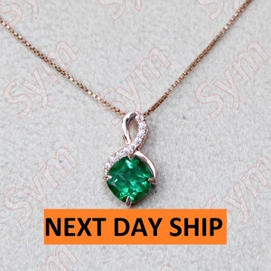 Lab Created Emerald Cushion Shape Pendant, Vintage Art deco Emerald Pendant With Box Chain, 925 Silver Emerald Necklace, Gift for Woman