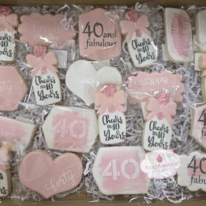 40 und fabelhafte Zuckerkekse - 1 Dutzend einzeln verpackt - Meilenstein-Geburtstagskekse, Geburtstagsgeschenke nach Alter, rosa Champagner Keks