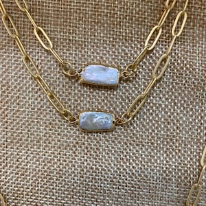 Collana di perle d'acqua dolce con catena a graffetta