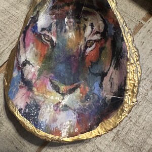 LSU-Themed Oyster Shell Ornament-Mike the Tiger 3