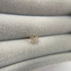 10K Solid Gold/ Open Flower Ear Piercing,Cartilage Earring,Helix Auricle Lobe,Ear Stud Barbell-10K Solid Gold
