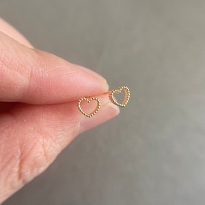 10K Solid Gold/ Tiny Heart Lined Stud Earrings - 10K Solid Gold