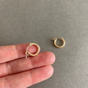 Gold Filled/ Tiny Circle Hoop Earrings - Gold Filled