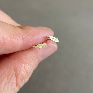 10K Solid Gold/ Tiny Feather Stud Earrings - 10K Solid Gold