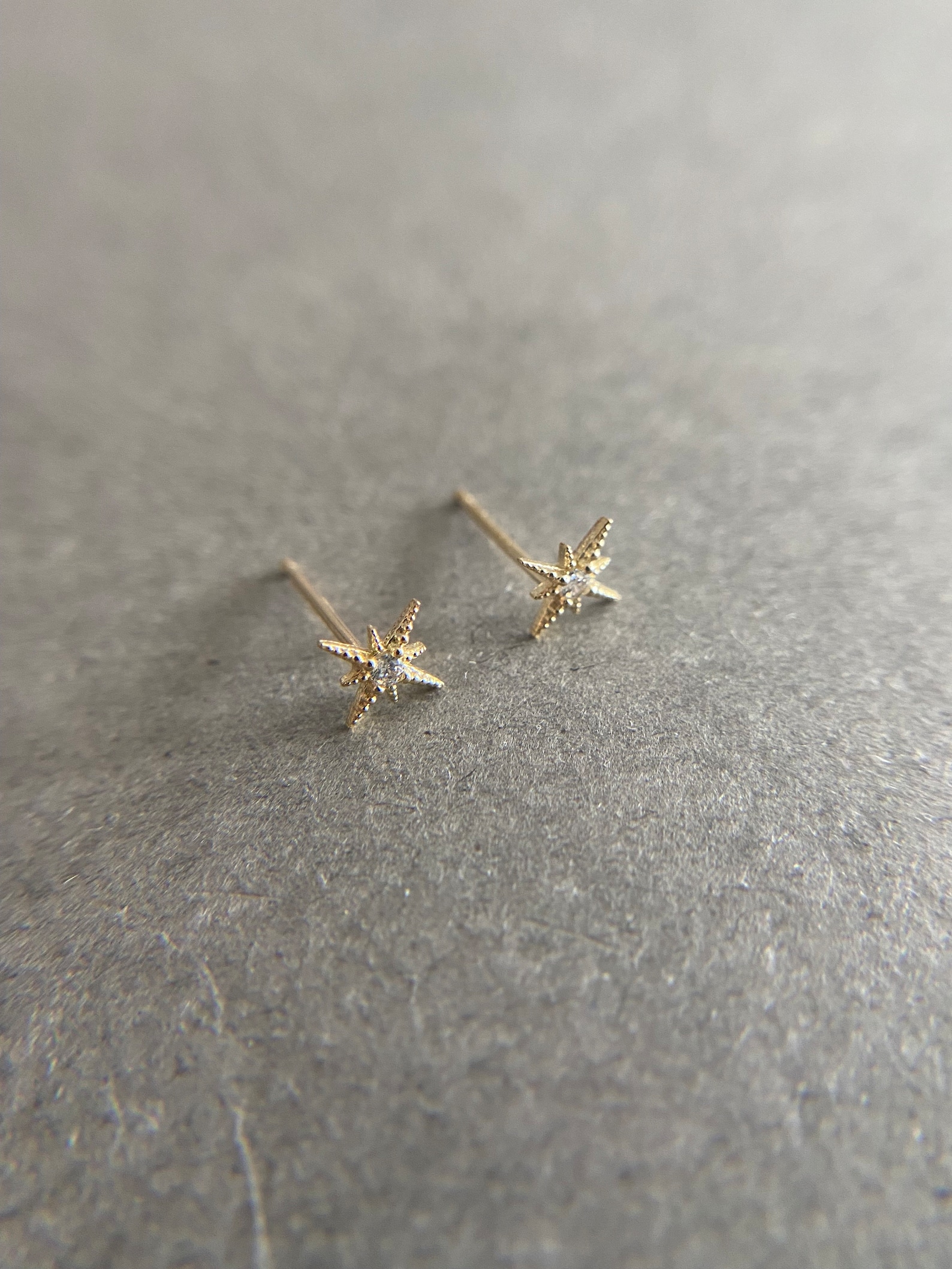 10K Solid Gold/ Tiny Shooting Star Stud Earrings - 10K Solid Gold - Etsy