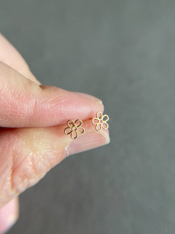 ★VINTAGE HOLLYWOOD★ [14k Gold] Mini Flower Earrings_VH2533 James Avery 14K Gold Mini Flower Stud Earrings | Dillard's