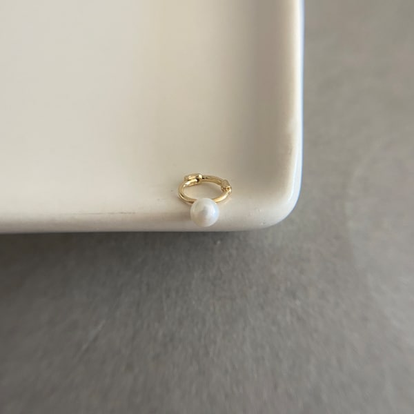 10K Solid Gold/Tiny Pearl Hoop Earring, Cartilage Earring, 2nd hole earring, Targus Hoop, Piercing Hoop - 10K Solid Gold