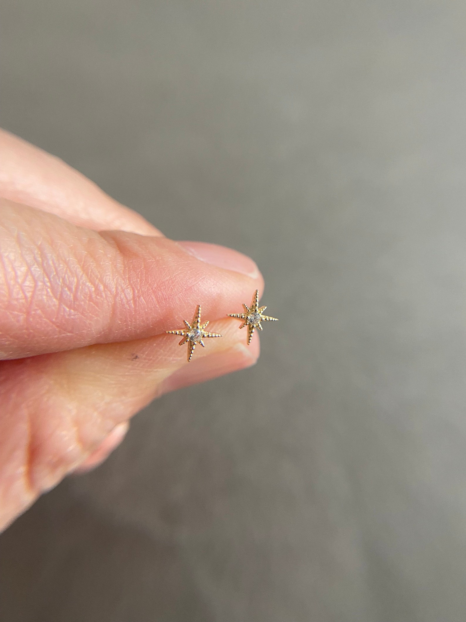 10K Solid Gold/ Tiny Shooting Star Stud Earrings - 10K Solid Gold - Etsy