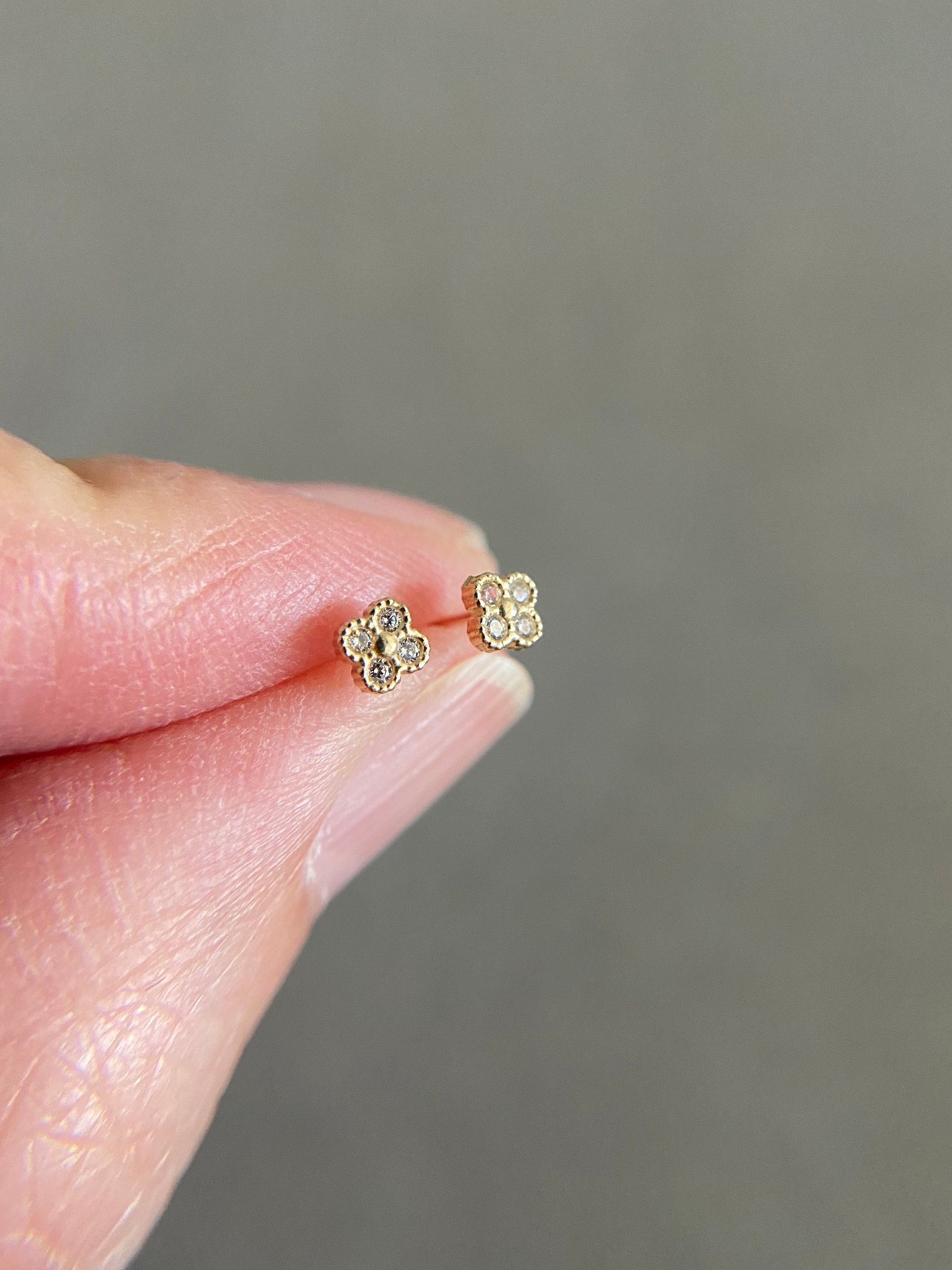 ピアス Numbering Mini Ribbon Stud Earrings #7120_(10K Gold) 4BFT312 Ribbon Stud Earrings | en route jewelry