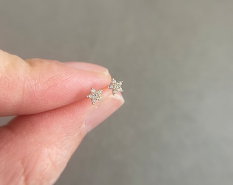 10K Solid Gold/ Tiny CZ Star Stud Earrings - 10K Solid Gold