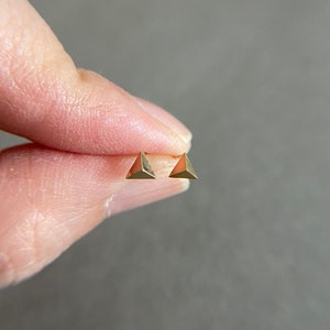 10K Solid Gold/ Tiny Pyramid Triangle Stud Earrings - 10K Solid Gold