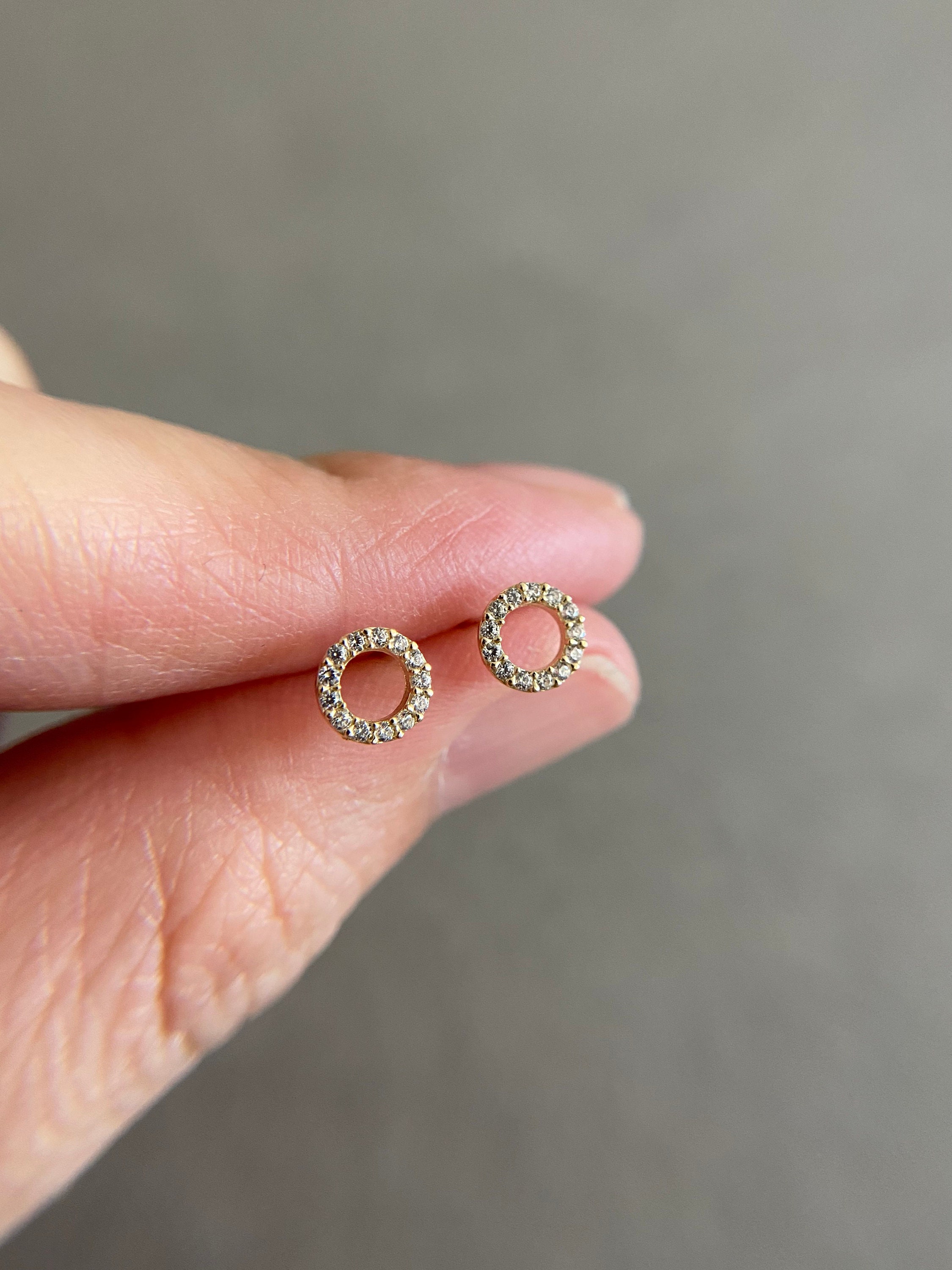 ZOCALO・ TINY PYRAMID STUDS RING : SHINY Tiny Pyramid Studs Bracelet : Shiny / S (16.5cm) | Bracelet